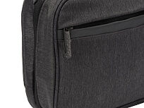 Несессер для путешествия с крючком District