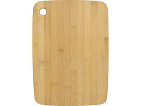 Разделочная доска с кухонными приборами