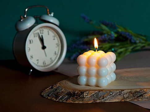 Свеча шарики без отдушки, белый