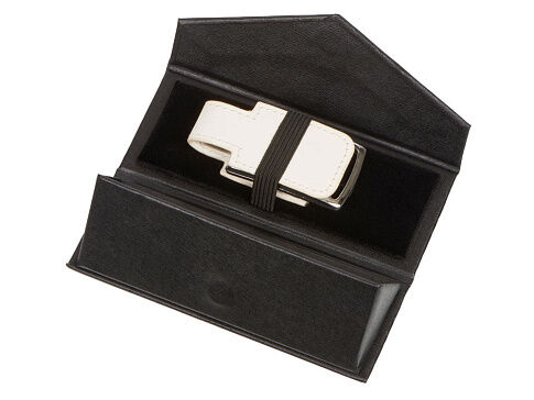 Подарочная коробка для флеш-карт треугольная, черный