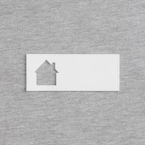 Лейбл из ПВХ с вырубкой «Дом», белый